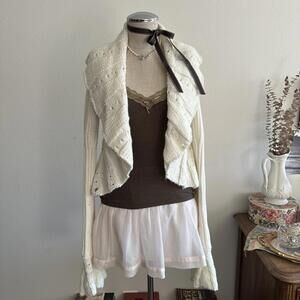 Cream ruffle knit cardigan